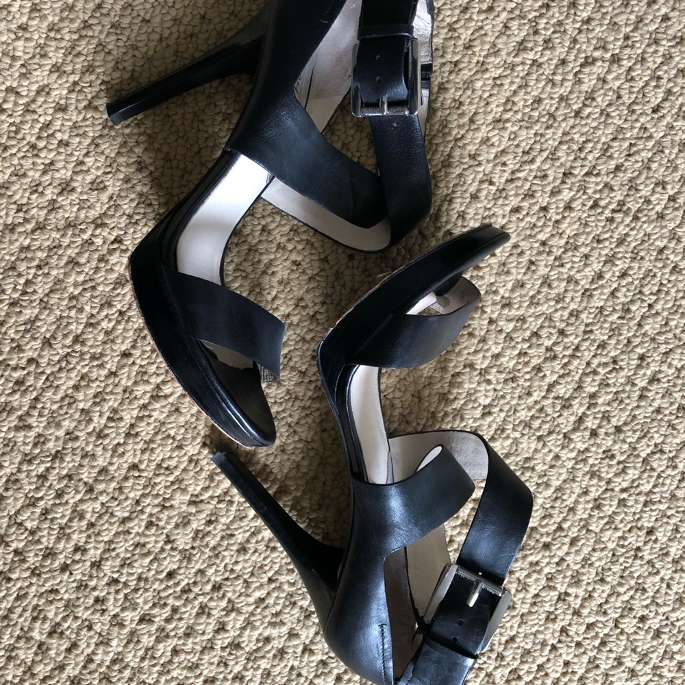 Micheal Kors Black Sandals